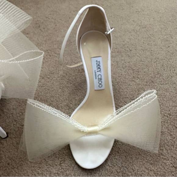JIMMY CHOO Aveline Bow Heels - Picture 4 of 5